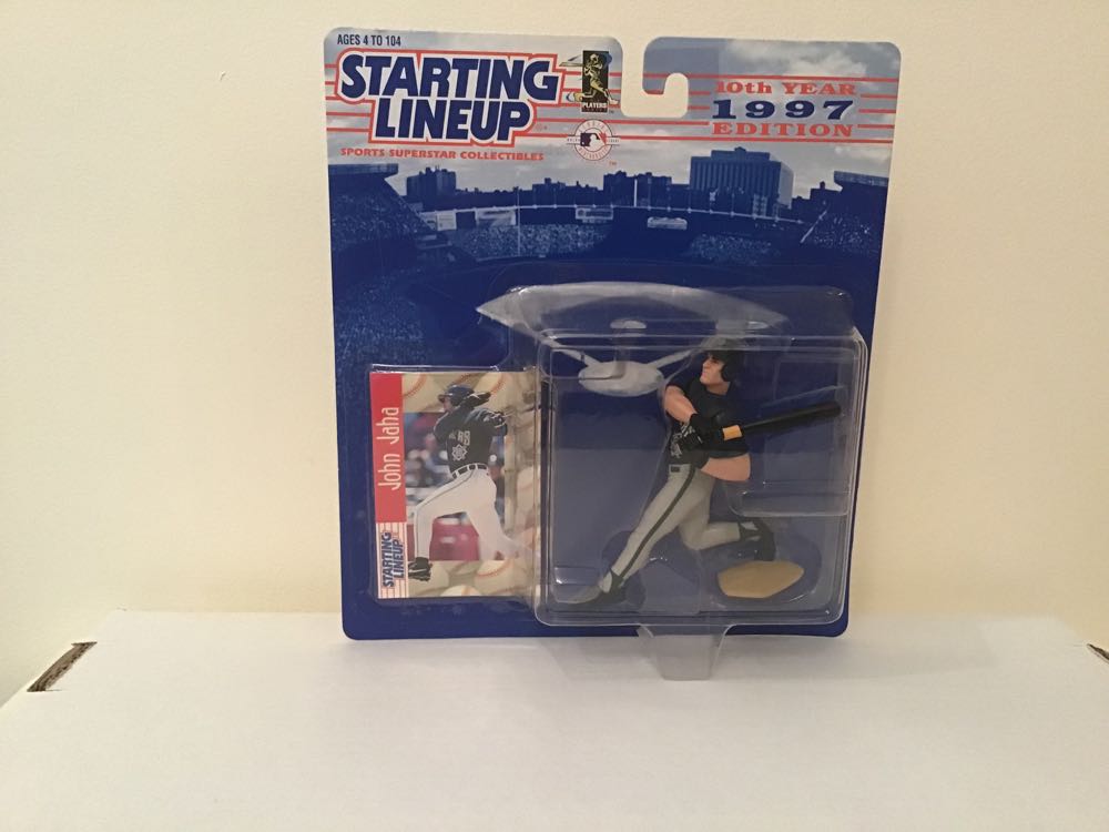 Icon Heroes Harry Potter: Quidditch Outfit Harry Pvc Vinyl Figure Multi-color