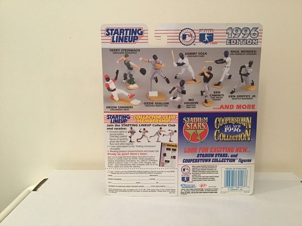 Ken Griffey, Jr. - Kenner action figure collectible - Main Image 2