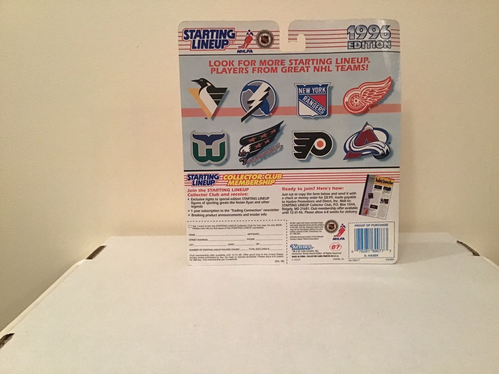 Dominik Hasek - Kenner action figure collectible - Main Image 2