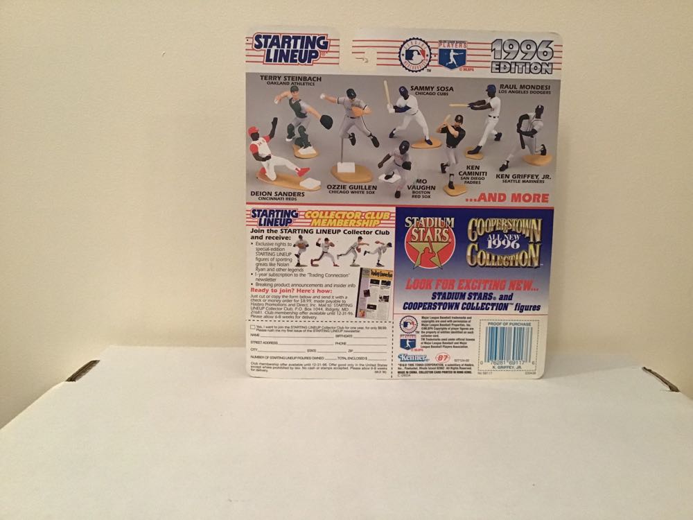 Ken Griffey, Jr. - Kenner action figure collectible - Main Image 2