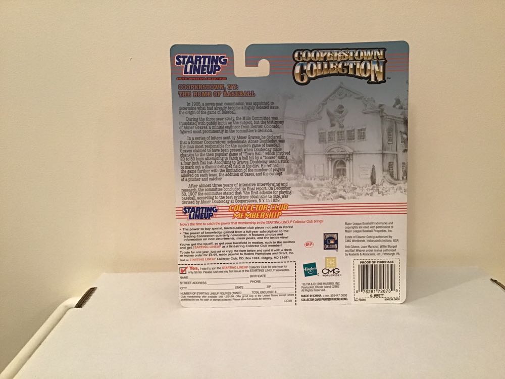 George Brett - Kenner (Cooperstown Collection) action figure collectible - Main Image 2