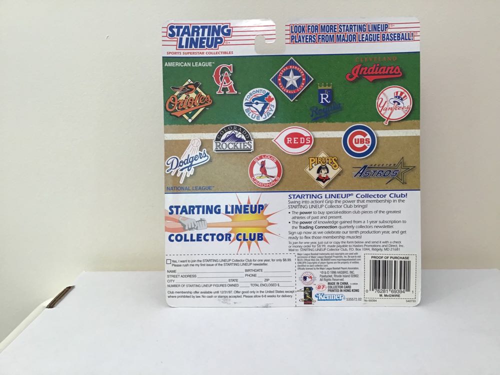 Mark McGwire - Kenner action figure collectible - Main Image 2