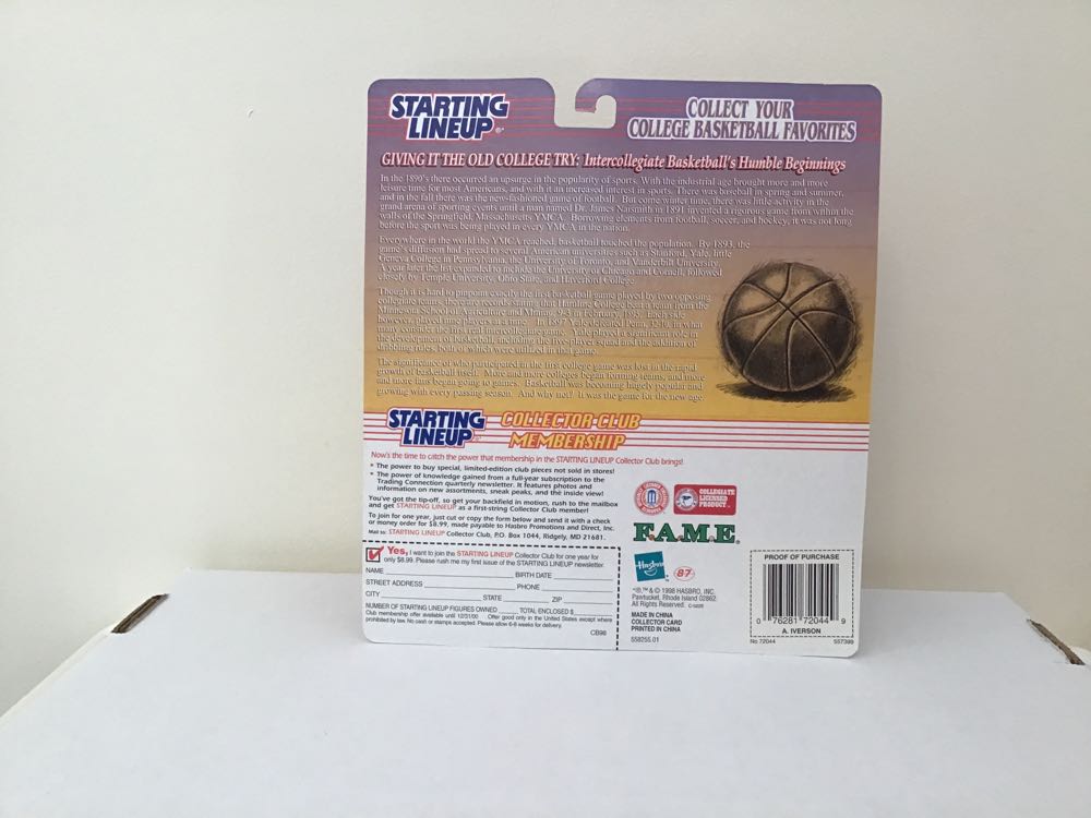 Allen Iverson - Kenner (College) action figure collectible - Main Image 2