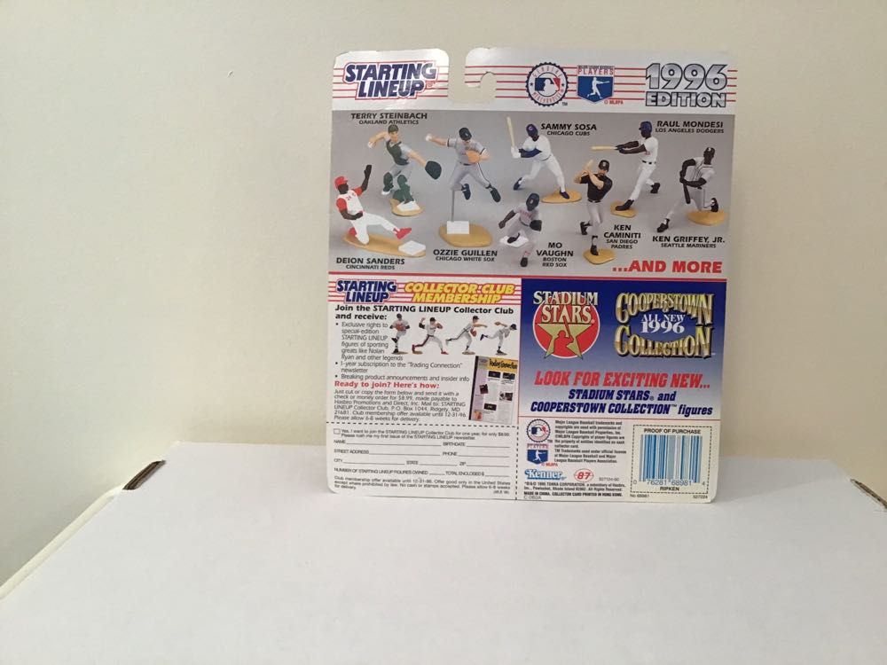 Cal Ripken, Jr. Convention - Kenner (Baseball) action figure collectible - Main Image 2