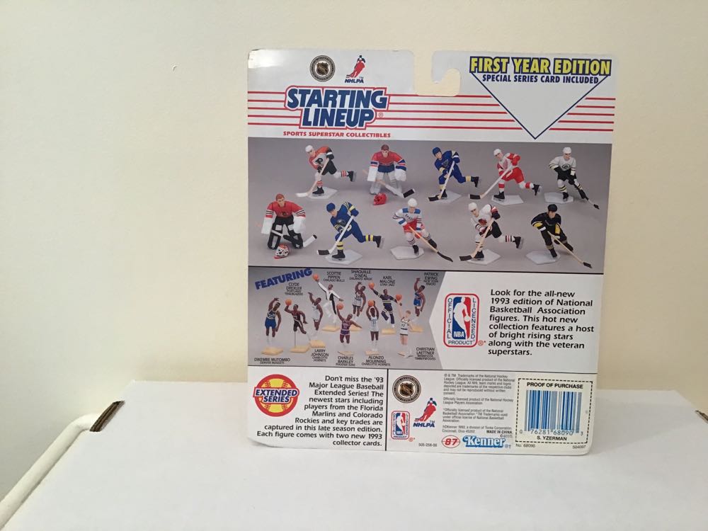 Steve Yzerman - Kenner action figure collectible - Main Image 2