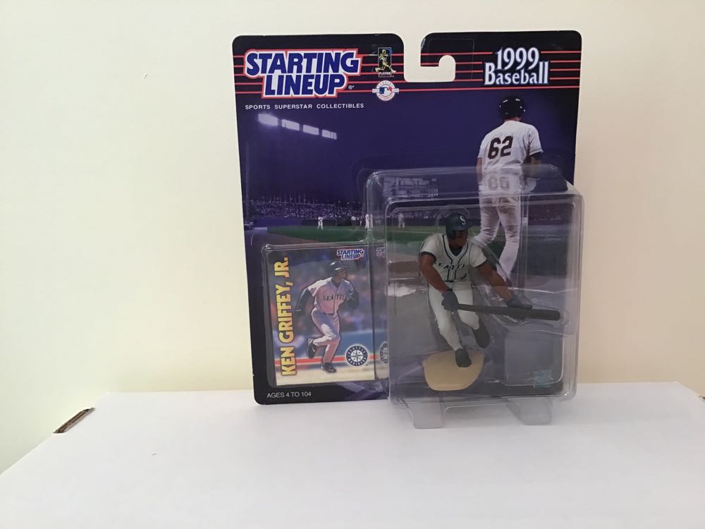 Goomba 2.5 in - Nintendo