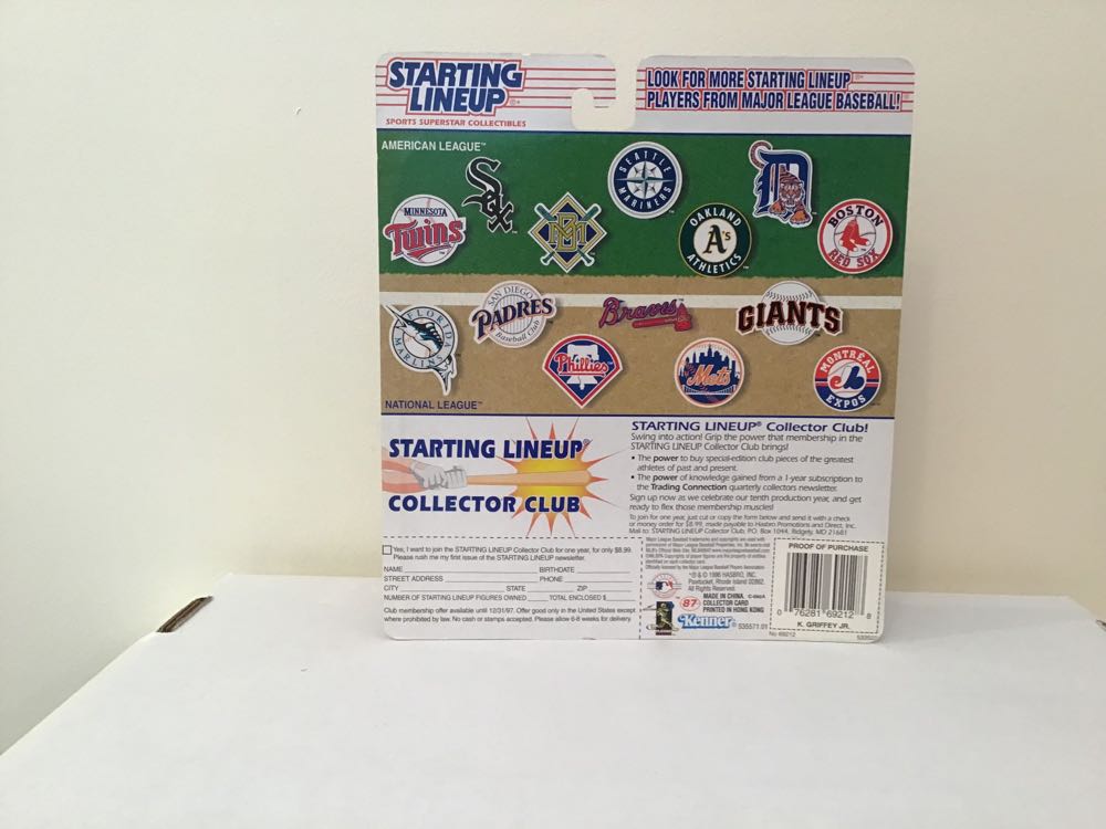 Ken Griffey, Jr. - Kenner action figure collectible - Main Image 2
