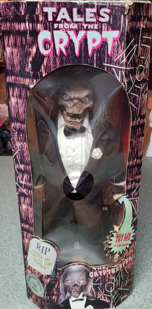 Enesco Disney Showcase Sleeping Beauty Maleficent 8.75” Multicolor Stone Resin Figurine