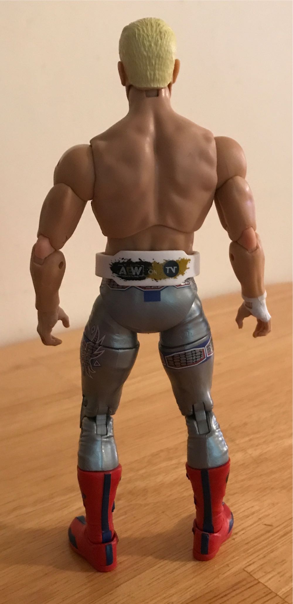 Cody Rhodes - Jazwares AEW (AEW Unrivaled Smyth’s UK Exclusive Ring Gift-set Cody Rhodes) action figure collectible - Main Image 2