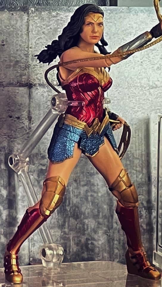 Wonder Woman - S.H. Figuarts (WW84) action figure collectible [Barcode 4573102591951] - Main Image 2