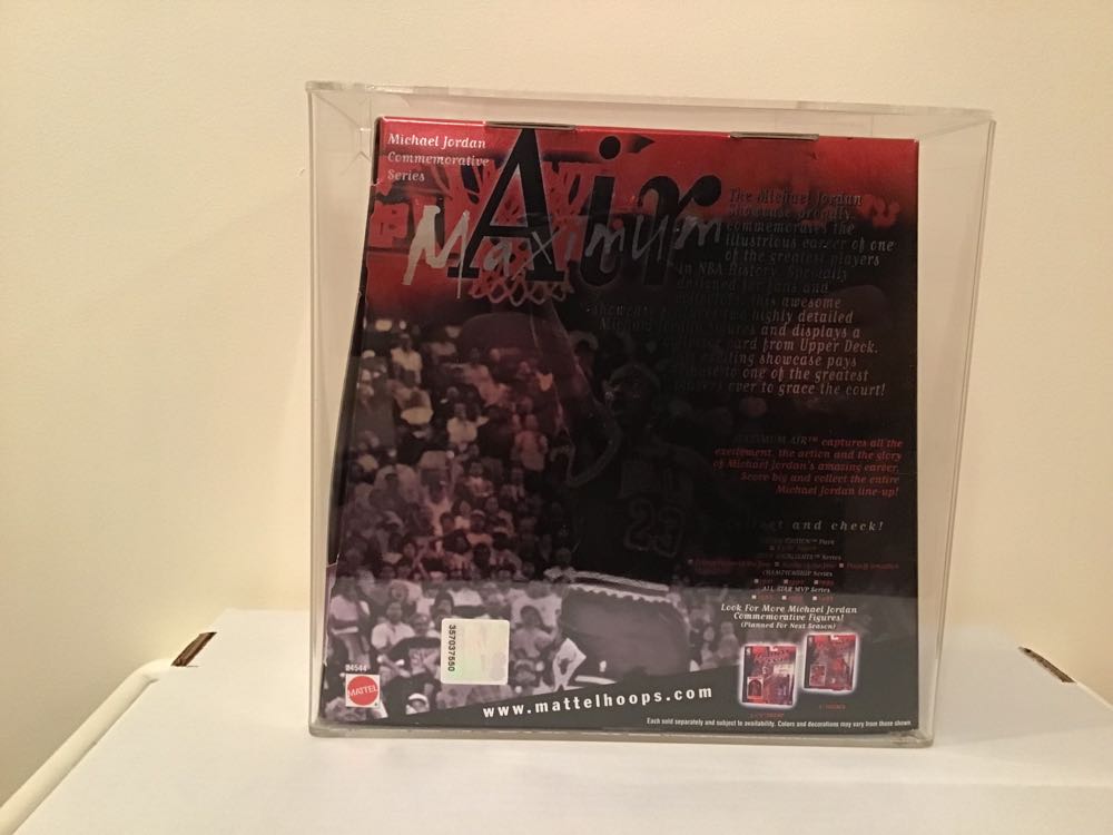 Michael Jordan - Mattel (Showcase) action figure collectible - Main Image 2