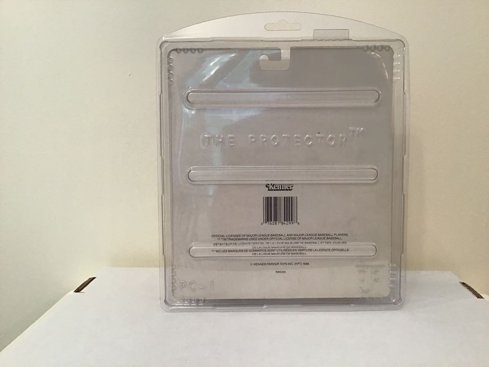 Rickey Henderson - Kenner (Canadian Version) action figure collectible - Main Image 2