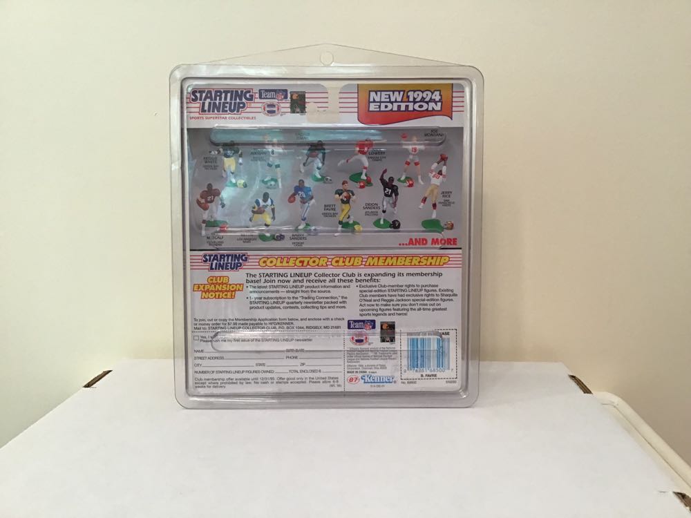 Brett Favre - Kenner action figure collectible - Main Image 2