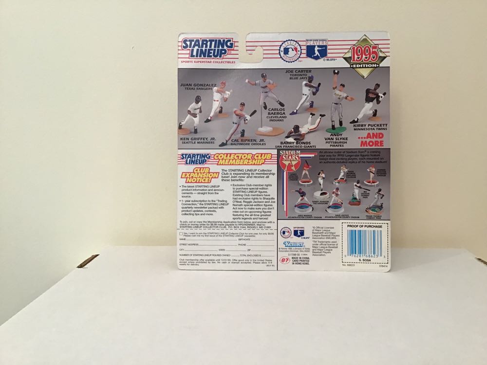 Sammy Sosa - Kenner action figure collectible - Main Image 2