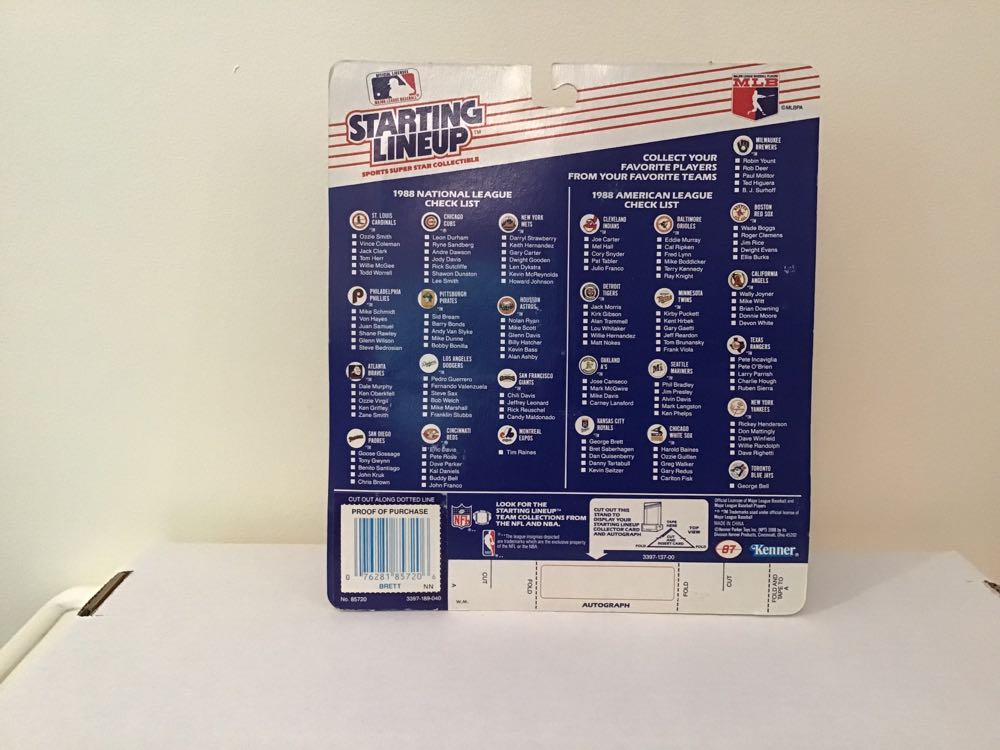 George Brett - Kenner action figure collectible - Main Image 2