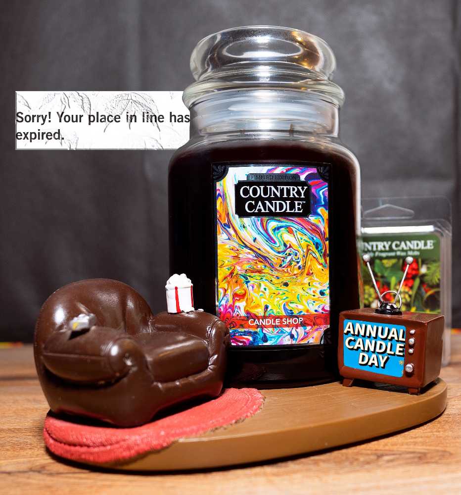 CANDLE: Limited Edition Country Candle The Candle Shop  2019 Kringle - Country Candle (Kringle Exclusive Candles) action figure collectible [Barcode 846853062242] - Main Image 3