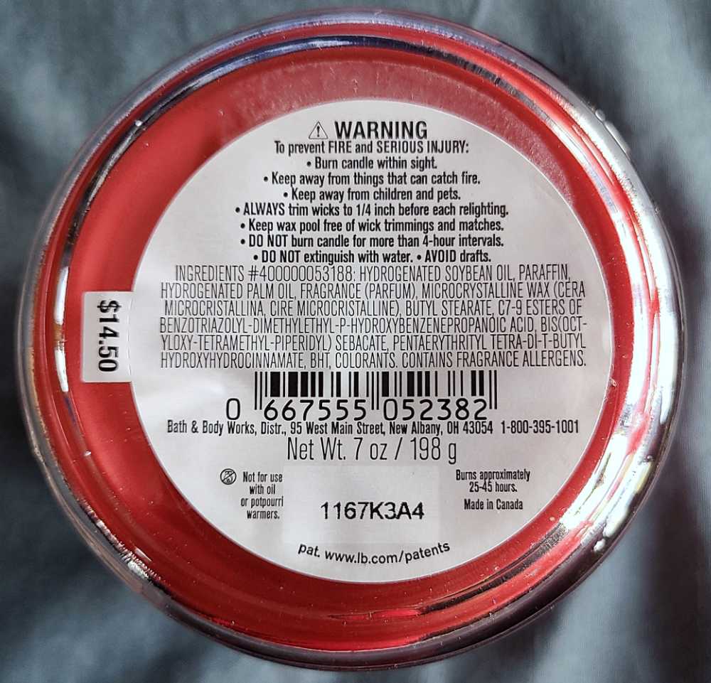 CANDLE: Halloween Bath & Bodyworks Vampire Blood Single Wick 2021 - Bath & Bodyworks Candle (Halloween Candles) action figure collectible [Barcode 667555052382] - Main Image 2