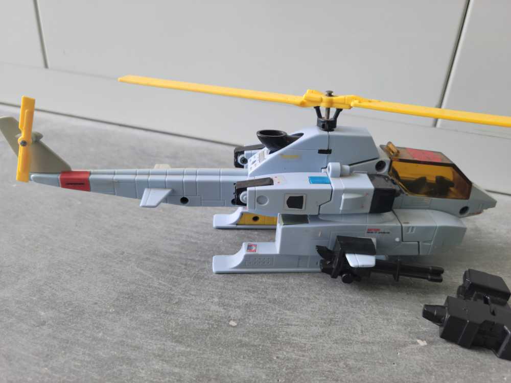 Whirl Vehicle Mode - Hasbro (1985) action figure collectible - Main Image 2