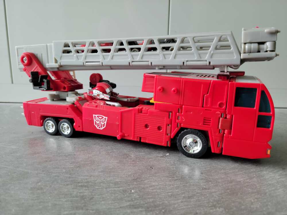 Kirkland Signature Plastic Food Wrap Pellicule Sqft With Easy Cutter ’ X 12”