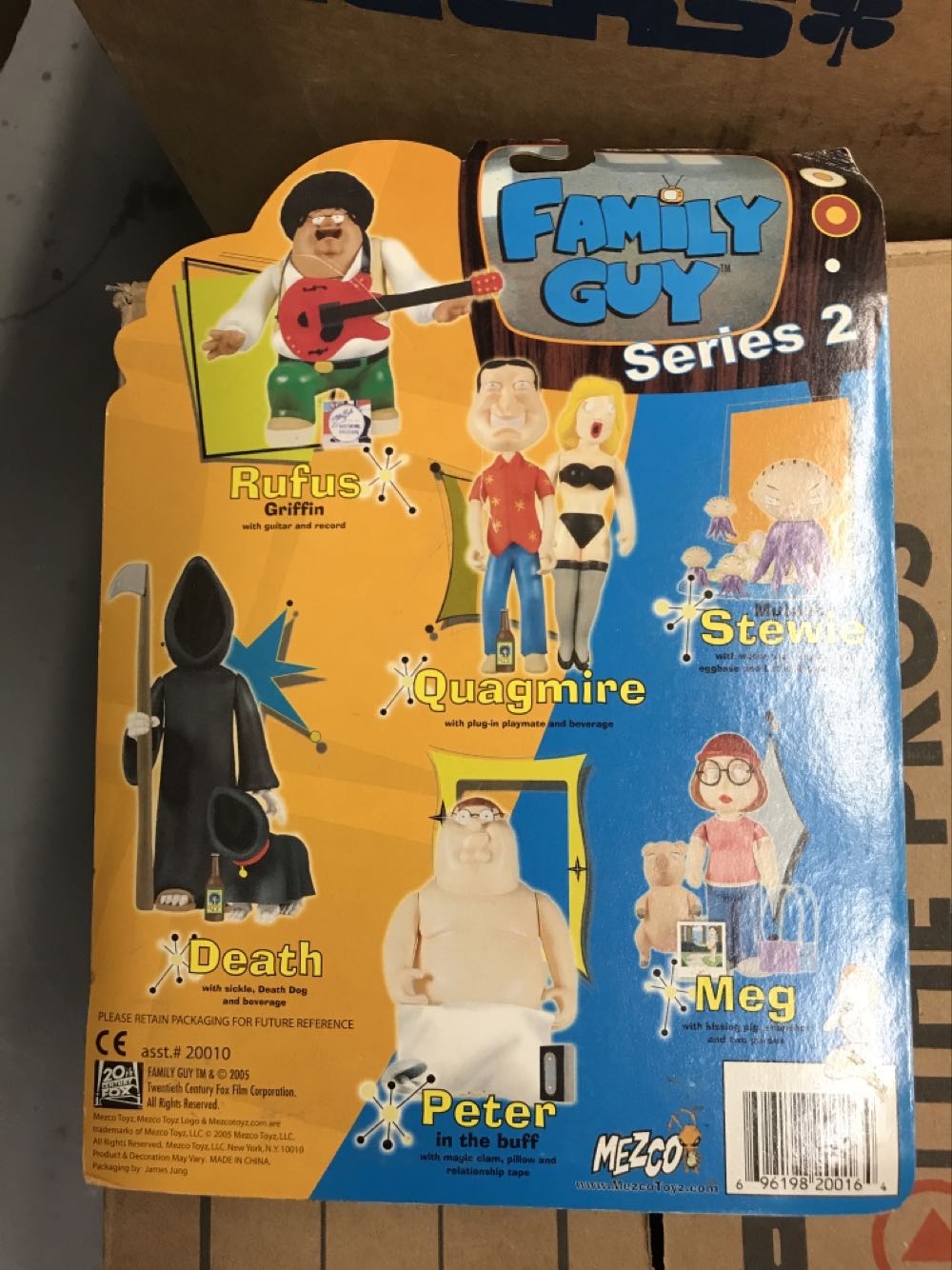 Family Guy Series Two Death And Death Dog  action figure collectible [Barcode 696198200164] - Main Image 2