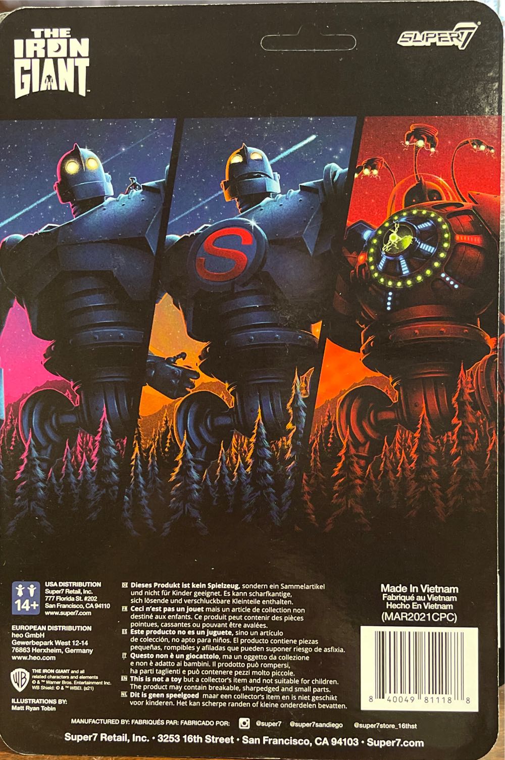 The Iron Giant Superman Version Reaction - Super 7 (The Iron Giant™) action figure collectible [Barcode 840049811188] - Main Image 2