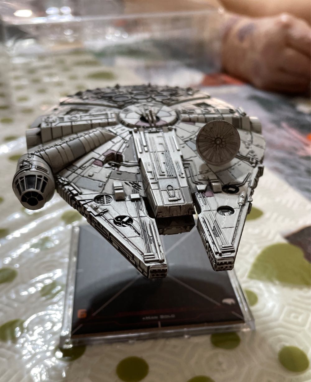 Asmodee Star Wars Millennium Falcon - Asmodee (Star Wars) action figure collectible [Barcode 3558380062646] - Main Image 3