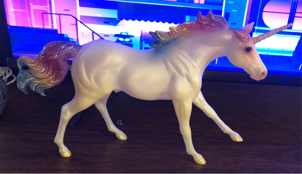 Sugar - Breyer Animal Creations action figure collectible [Barcode 019756972677] - Main Image 2