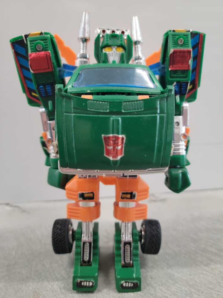 Hoist 2nd Robot Mode 1985 Cars - Hasbro (1985) action figure collectible - Main Image 2