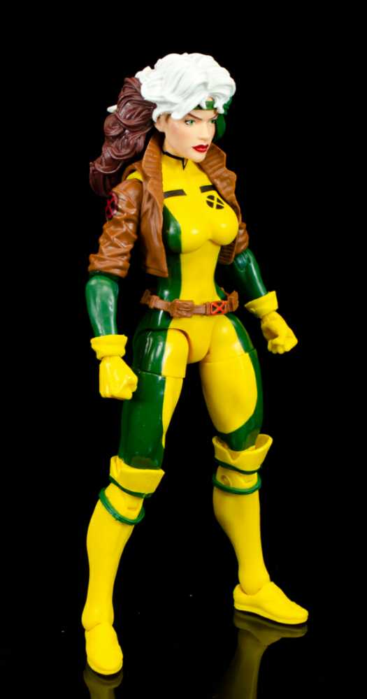 Marvel Legends, Fan Channel/Target Exclusive, X-Men RetroWave: Rogue - Hasbro (Marvel Superheroes) action figure collectible - Main Image 4