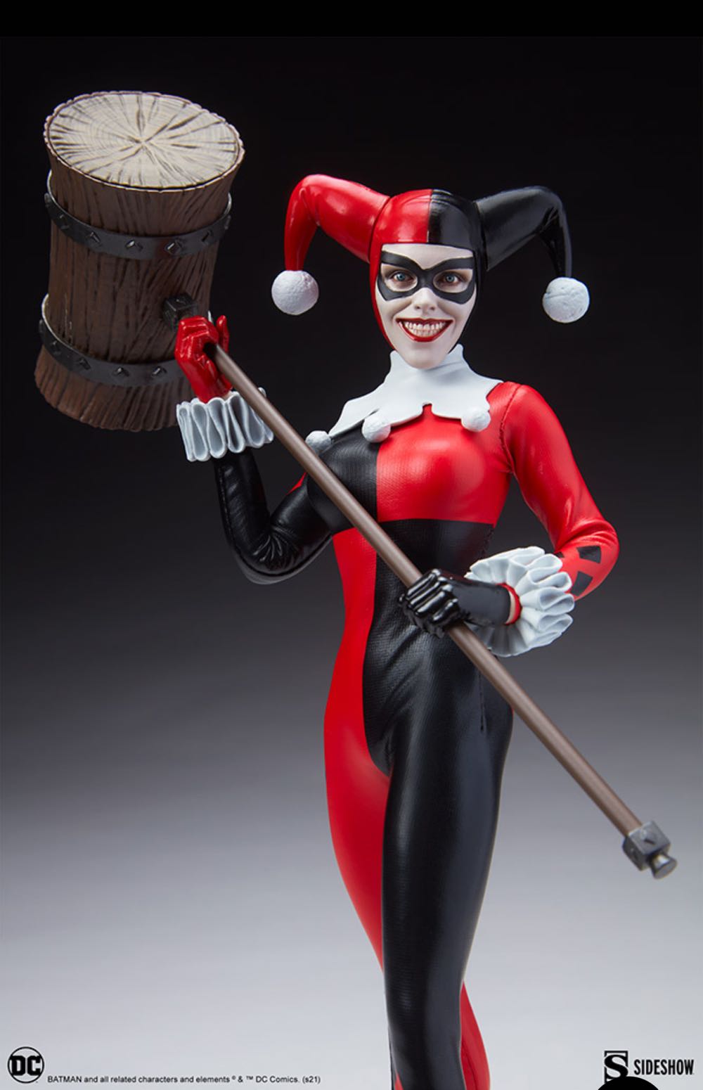 Harley Quinn - Hot Toys / Sideshow (Hot Toys 1/6 Scale Figure) action figure collectible [Barcode 747720247826] - Main Image 3