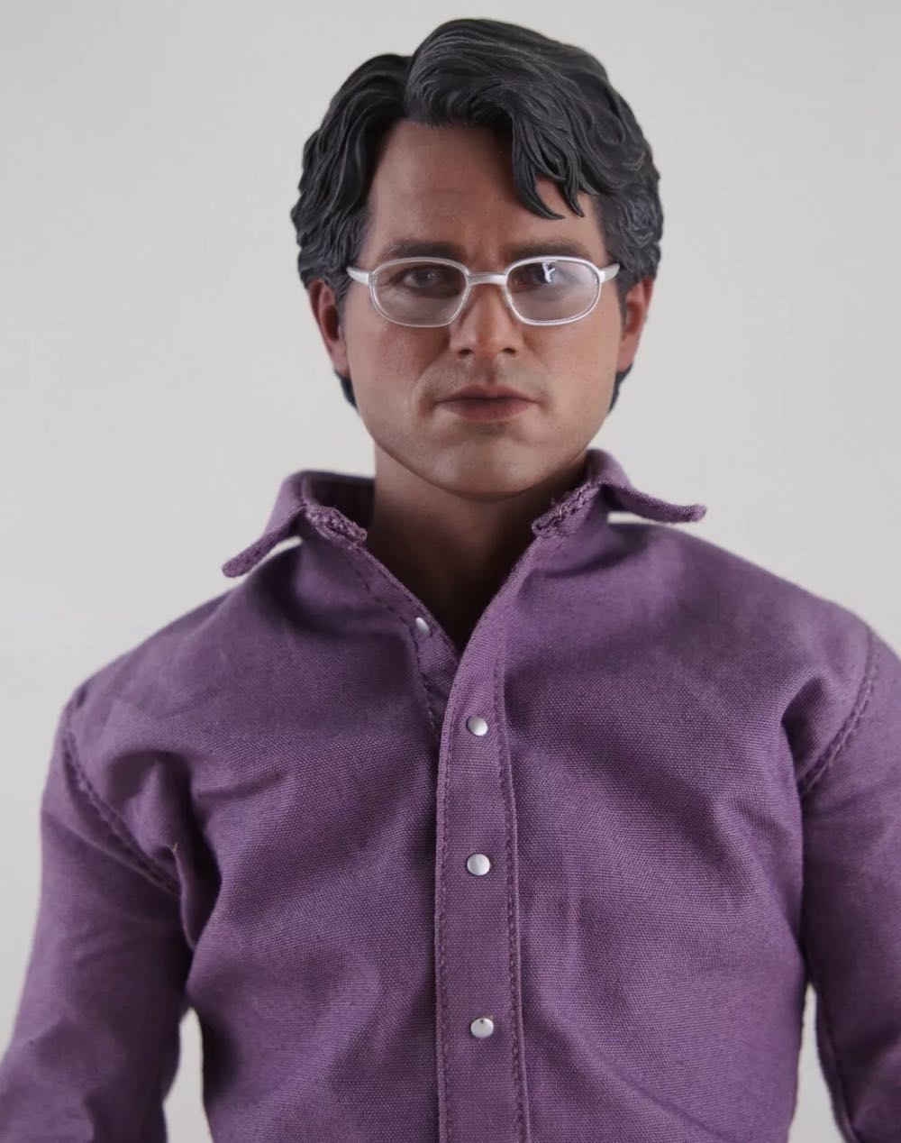 Hot Toys Bruce Banner - Hot Toys / Sideshow (Hot Toys 1/6 Scale Figure) action figure collectible - Main Image 4