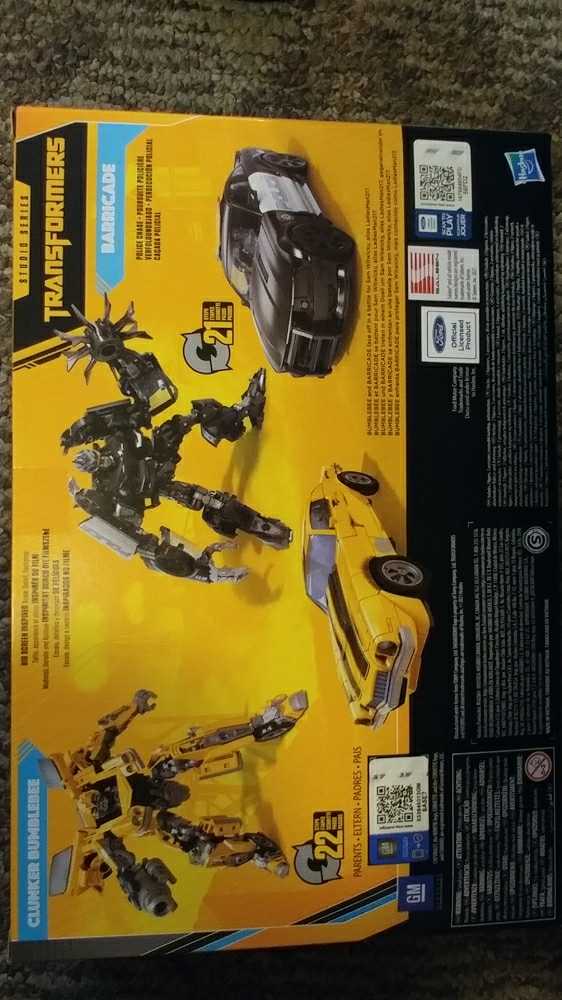 (27-BB/28-BB) Clunker Bumblebee VS Barricade (2-Pack) - Hasbro (Transformers Studio Series: BUZZWORTHY BUMBLEBEE) action figure collectible [Barcode 5010993893331] - Main Image 2