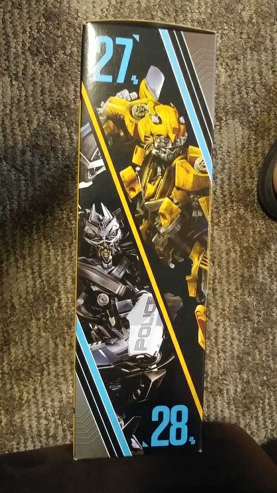 (27-BB/28-BB) Clunker Bumblebee VS Barricade (2-Pack) - Hasbro (Transformers Studio Series: BUZZWORTHY BUMBLEBEE) action figure collectible [Barcode 5010993893331] - Main Image 3