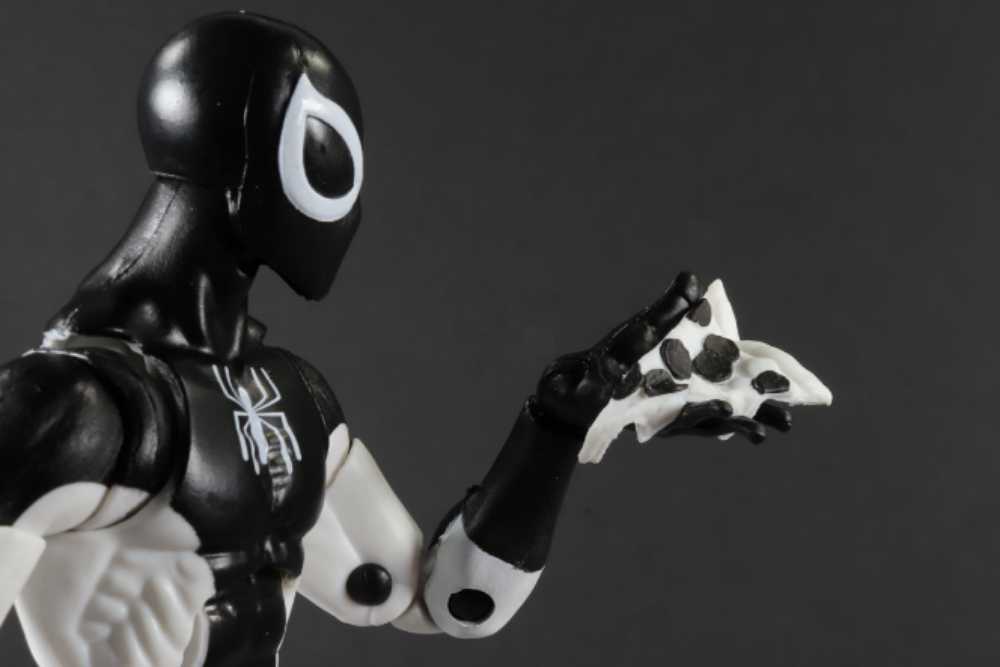 Marvel Legends, Spider-man Retro Wave, Target Exclusive: Negative Zone Spider-man - Hasbro (Marvel Superheroes) action figure collectible - Main Image 4