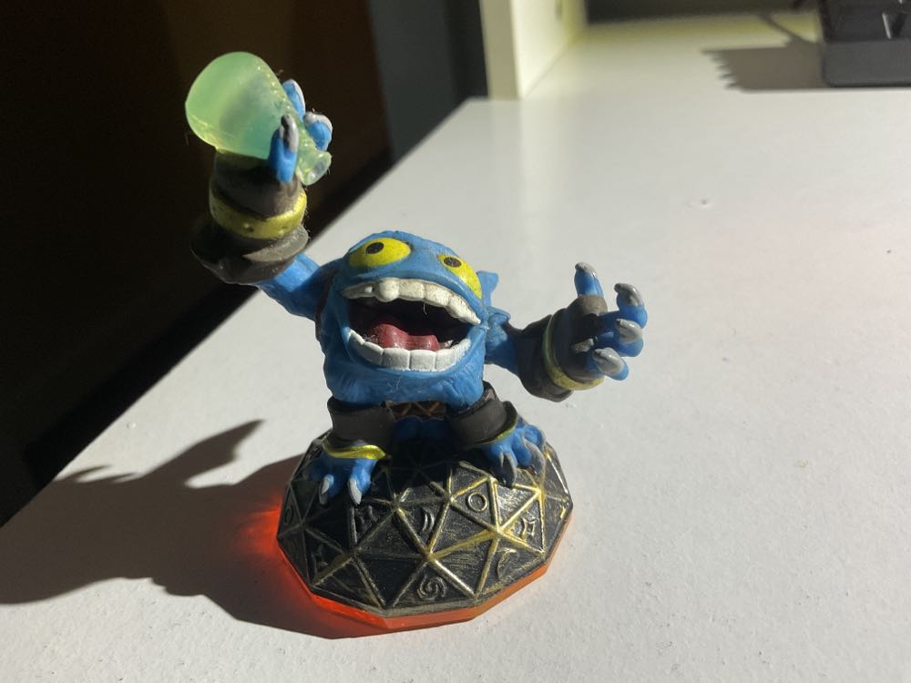 New Real Ghostbusters Peter Venkman & Spider Ghost Ecto Glow Heroes