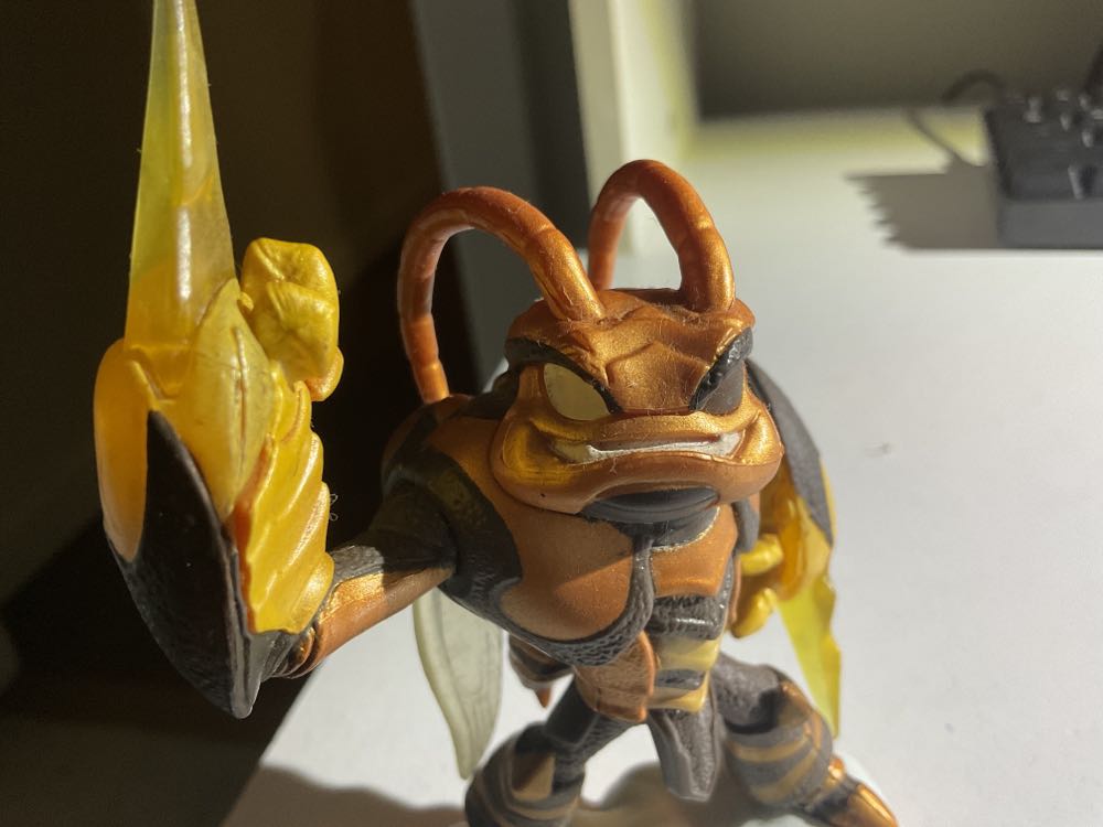 Swarm - Skylanders Giants action figure collectible - Main Image 2