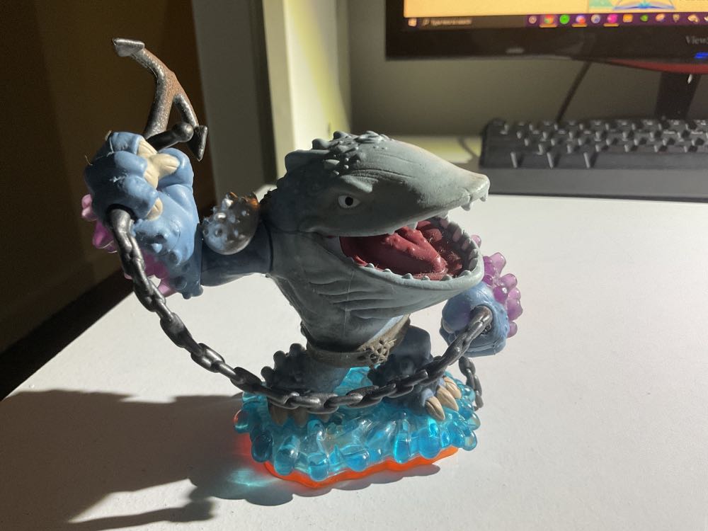 Thumpback - Skylanders Giants action figure collectible - Main Image 2