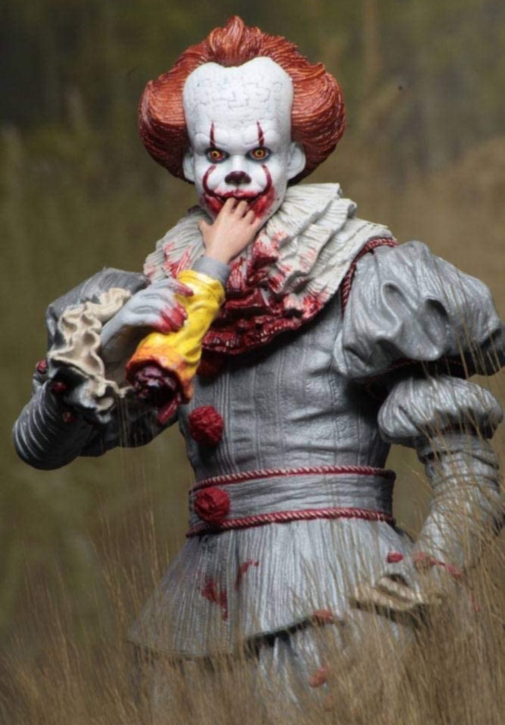 Ultimate Bloody Pennywise - Neca Toys (7” Scale Action Figure) action figure collectible - Main Image 3