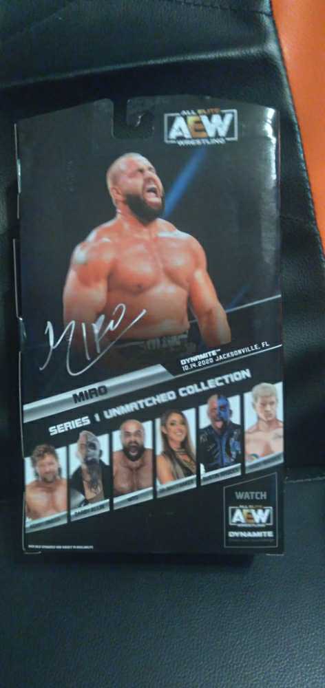 Miro - AEW Unmatched Series 1 - Jazwares (AEW) action figure collectible [Barcode 191726415220] - Main Image 2