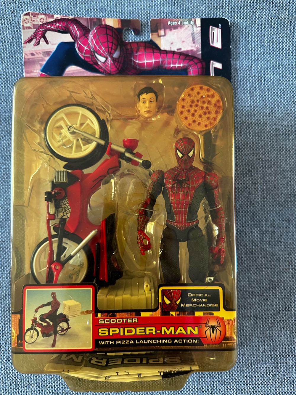 Scooter Spider Man Pizza Launching Action Movie 2 Figure New Toybiz Marvel  action figure collectible [Barcode 035112438540] - Main Image 2