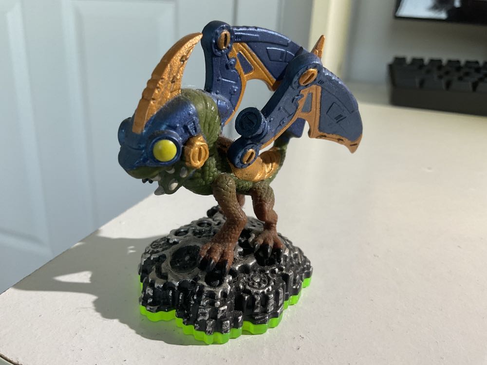 Power Rangers Retro-morphin Ninjor Fliphead Action Figure