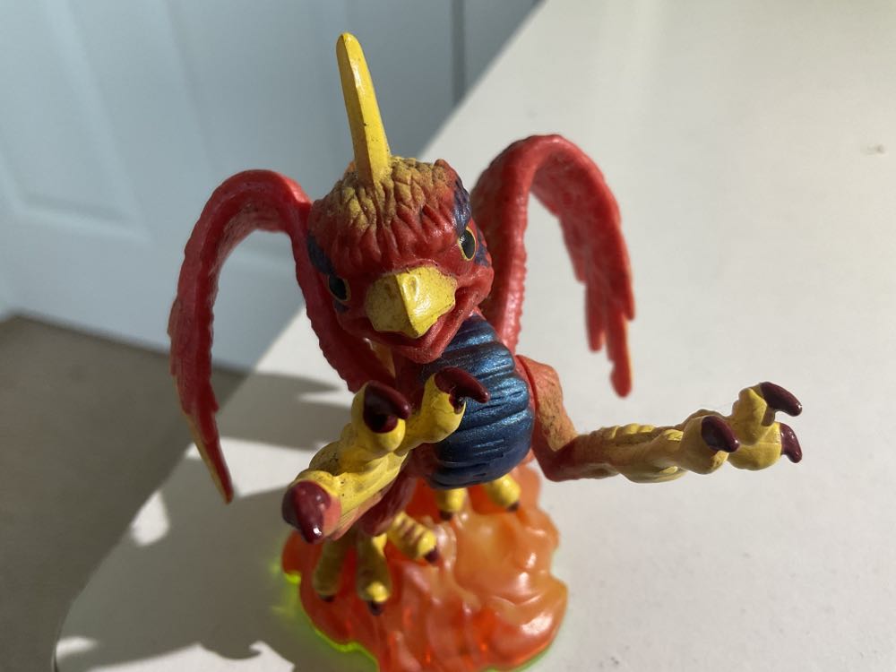 Sunburn - Skylanders Spyro’s Adventure action figure collectible - Main Image 2