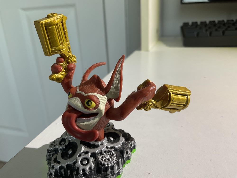 Trigger Happy - Skylanders Spyro’s Adventure action figure collectible - Main Image 2