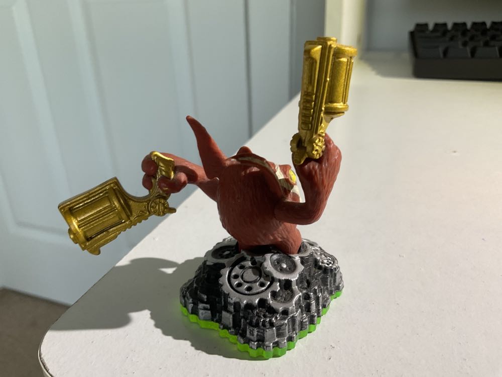 Trigger Happy - Skylanders Spyro’s Adventure action figure collectible - Main Image 3