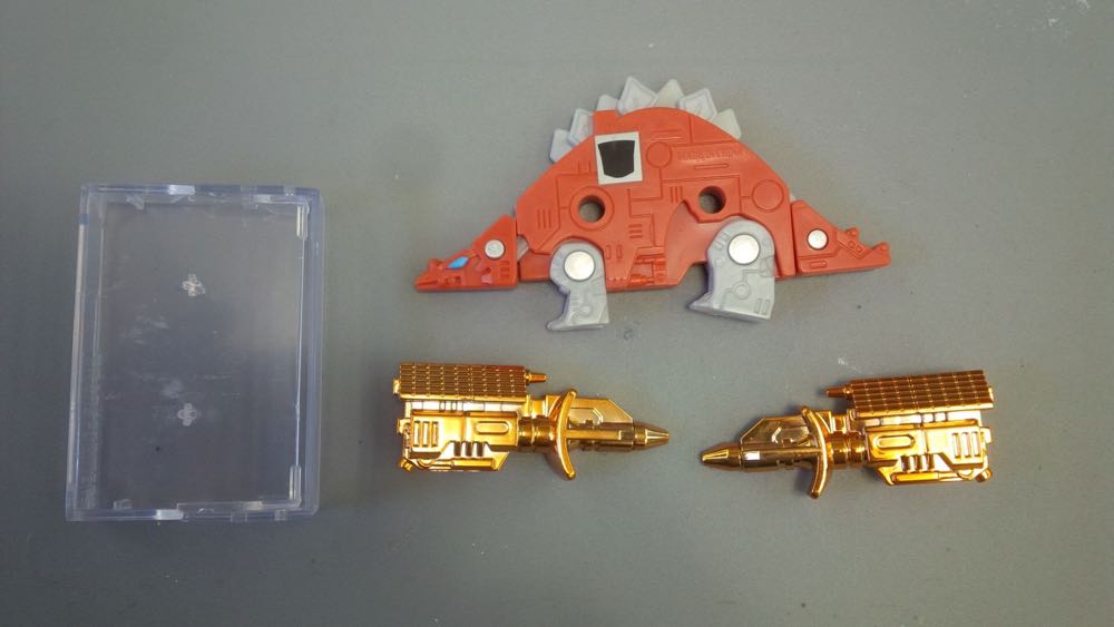 Transformers G1 Shattered Glass Slugfest  action figure collectible - Main Image 2