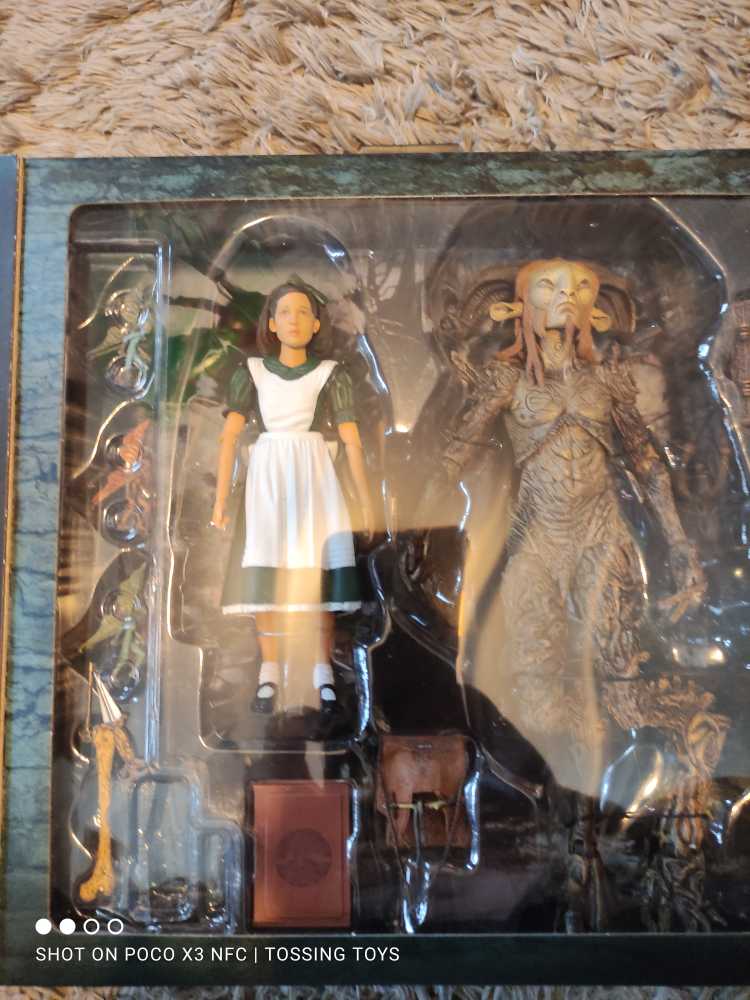 Faun & Ofelia 2-Pack - NECA, Inc. (Pan’s Labyrinth) action figure collectible [Barcode 634482331583] - Main Image 3