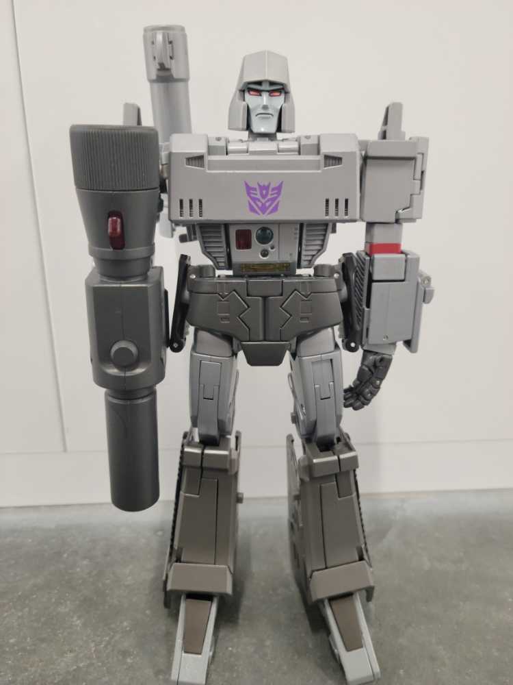 Megatron MP-36 - Takara Tomy (Transformers Masterpiece) action figure collectible - Main Image 2