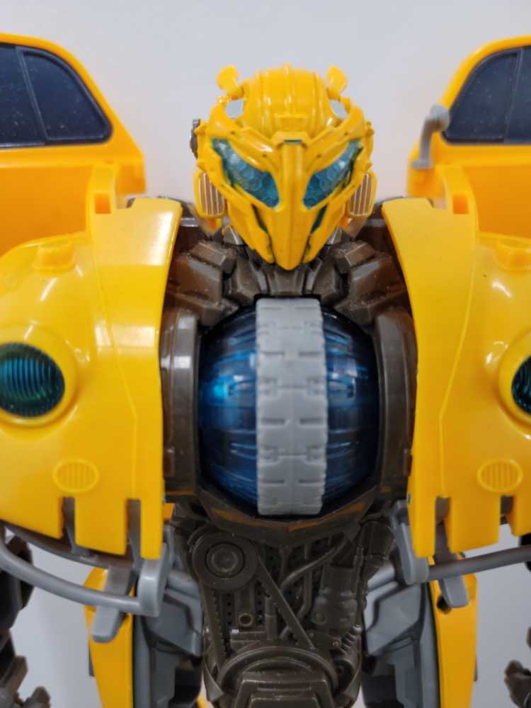 Super Mario Action Figure 4 Inch Fire Luigi Collectible Toy With Fire Flower Accessory