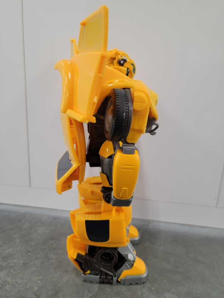 Bumblebee (Power Charge) - Hasbro (Bumblebee Movie) action figure collectible - Main Image 3