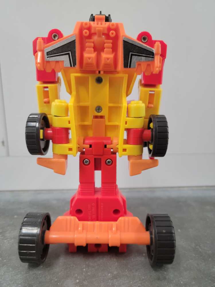 Sureshot With Spoilsport Targetmaster  - Hasbro (1987) action figure collectible - Main Image 4